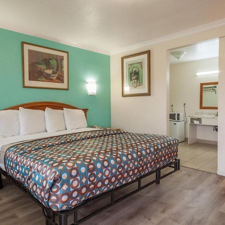Vagabond Inn Hemet Eksteriør bilde